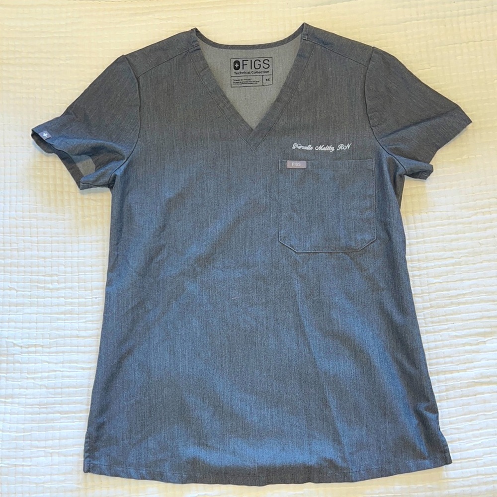 FIGS Scrub Set - Picture 2 of 8